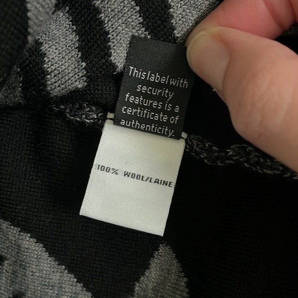 DVF Wool Sweater Farley Dress - Picture 7 of 9